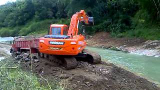 Doosan DX225LCA [upl. by Barthol]