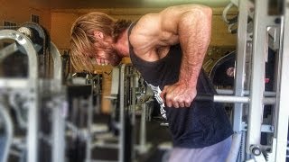 How To Do Dips  Chest amp Triceps Exercise [upl. by Ulrich]