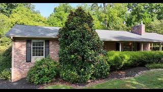 213 Beechwood Drive Knoxville TN Robin Ann Aggers REALTOR® [upl. by Watanabe]