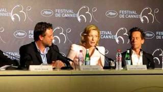 Cannes  Russell Crowe and Cate Blanchett on quotRobin Hoodquot [upl. by Gilleod]