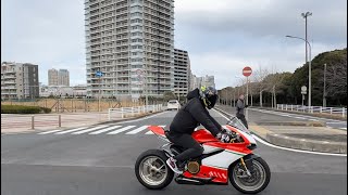 DUCATI Panigale R Akrapovic titanium racing full exhaust soundWSBK loud Driving in the city2 [upl. by Clim]