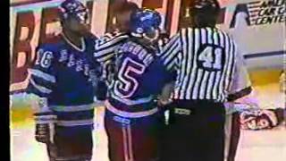 Mark Messier vs Vladimir Konstantinov Nov 25 1995 [upl. by Aihseyn]