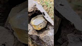 AMAZING Yellow Herkimer Diamond 💎 ⛏️ NEW York [upl. by Krasnoff]