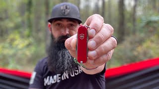 Victorinox Swiss Army Rambler  REVIEW [upl. by Nirehtac]