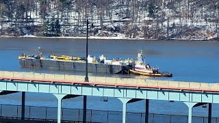 LINDA SUE Tugboat Working in New York City on the Hudson River [upl. by Vevina]