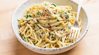 Linguine with Canned Clams  Cheap Easy Delicious [upl. by Nnyleuqcaj]