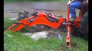 Kubota L2800 with Ansung BK976 backhoe [upl. by Elita]