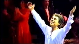 Рафаэль Raphael con quotA todo Raphaelquot en el Teatro Calderon 1991 vivaraphaelcom [upl. by Osana]