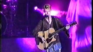 David Bowie  The Jean Genie Live in Zaragoza Spain 1997 322 [upl. by Nakasuji990]