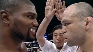 Wanderlei Silva nocauteia Rampage Jackson na Luta do Ano de 2004  UFC Fight Pass [upl. by Ravo]