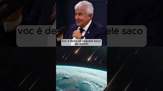 É assim que os COSMONALTAS DORMEM marcospontes cosmonautas curiosidades astronomia astronauta [upl. by Arracot]