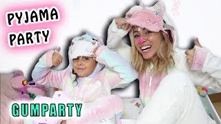 PYJAMA PARTY en mode LICORNE  GumParty [upl. by Juanne]