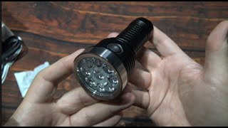 Haikelite H9 Flashlight Bundle Review Nine Samsung LH351D LEDs 10000 Lumnes [upl. by Gehlbach]