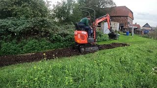 Hackschnitzel verteilen mit dem Minibagger und Häcksler Reparieren [upl. by Milburt]