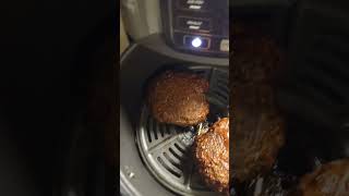 burgers in the air fryer [upl. by Acinorrev]