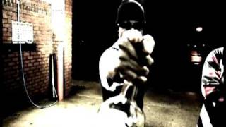 Juicy J Feat Vslash Lil Wyte  Im Gutta Bruh official vidéo [upl. by Spain]