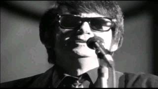 ROY ORBISON  ONLY THE LONELY  LIVE 1988 [upl. by Georgianne680]