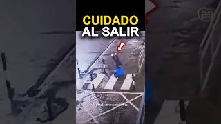 Un Hombre Levantado Misteriosamente al Amanecer Cuidado al Salir [upl. by Sitra]