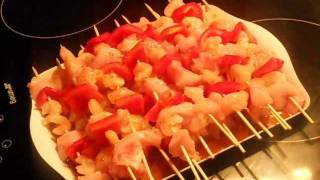 Pinchos de Pollo y Gambas [upl. by Anitsirt]