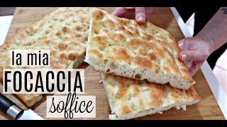 FOCACCIA SOFFICE  fatta in casa SENZA IMPASTARE  RICETTA FACILE [upl. by Ausoj]