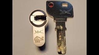 L192 MampC Condor Euro Cylinder Lock  pick and gut [upl. by Adnalu]