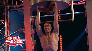 Markus Malle zeigt im Parcours dass das Alter nur eine Zahl ist  Ninja Warrior Germany 2020 [upl. by Yelmene91]