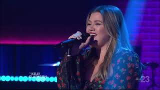 Kelly Clarkson Sings Escapade by Janet Jackson September 21 2021 HD 1080p [upl. by Anitsrhc]