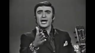 Peret cantando en catalán en la TV de Franco 1969 quotEl mig amicquot [upl. by Fuld539]