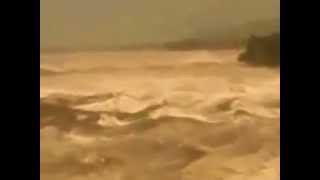 Tsunami Indonesia 2004 Full Video [upl. by Gerrit]