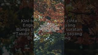 BUNGA LARANGAN  UG14  LAGU LAWAS TERBAIK SEPANJANG MASA lagulawas liriklagu shorts [upl. by Akirdnas]