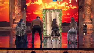 malaika arora hot dance video🔥 [upl. by Bianka829]