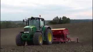 John Deere 7530 and Vaderstad Rapid 300 [upl. by Artened]