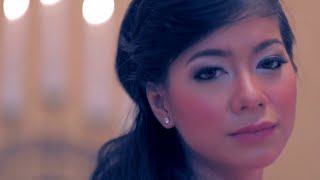 Gretha Sihombing  Ku Mau Iring Tuhan Official Music Video [upl. by Ettesel]