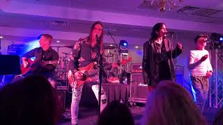 Nuno Bettencourt amp Family  Listen To The Music  Doobie Brothers Cover  Turkey Jam 2023 Hudson MA [upl. by Gelasias]