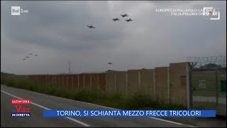 Torino si schianta mezzo delle frecce tricolori  La vita in diretta 16092023 [upl. by Temhem]