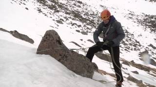 Direct belay using a single rock anchor [upl. by Noni]