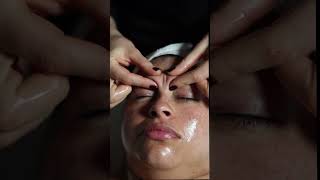 Dermaplaning Facial  Vogue Lashes amp Spa [upl. by Burley]