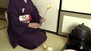 Japanische Teezeremonie Japanese tea ceremony [upl. by Aivital]