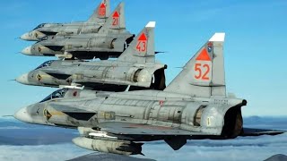 Filmen  F 4 Frösön 20 stycken JA 37 Viggen bildar Storkakan [upl. by Dlarej]