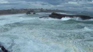 Surfing Biarritz  No comment  jeudi 11 avril 2013 [upl. by Sanderson453]