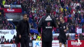 Big Fight Between Atletico Madrid Assistant coach vs Referee  Atletico vs Real Madrid 232014 [upl. by Key]