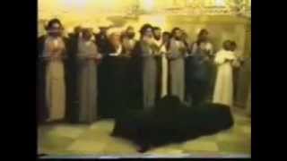 Funeral of Ayatollah Khoei recited by Ayatollah Sistani تشییع جنازه الامام خوئی [upl. by Leugimesoj587]